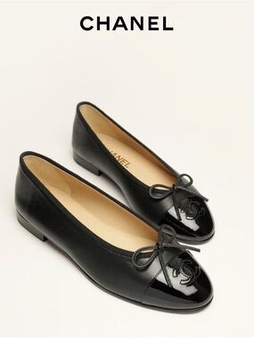 CHANEL Ballet Flats Lambskin & Patent Calfskin